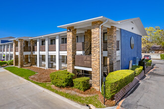 The Harlowe in Garland, TX - Foto de edificio - Building Photo