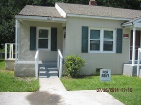 1223 E 55th St in Savannah, GA - Building Photo
