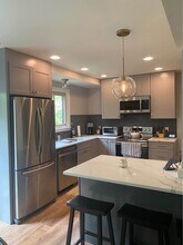 2308 Emerald Heights Ct in Reston, VA - Building Photo - Building Photo