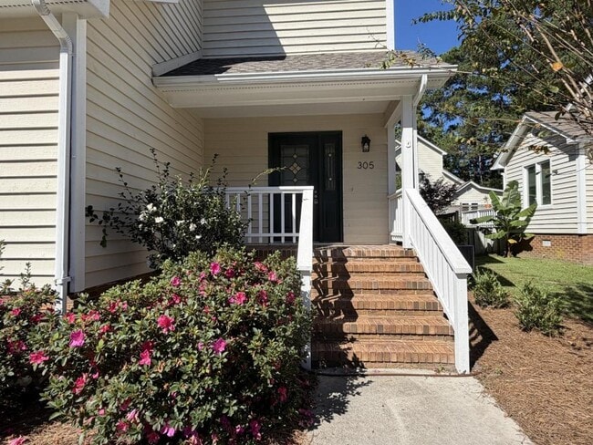 305 Wimbledon Ct in Wilmington, NC - Building Photo - Building Photo