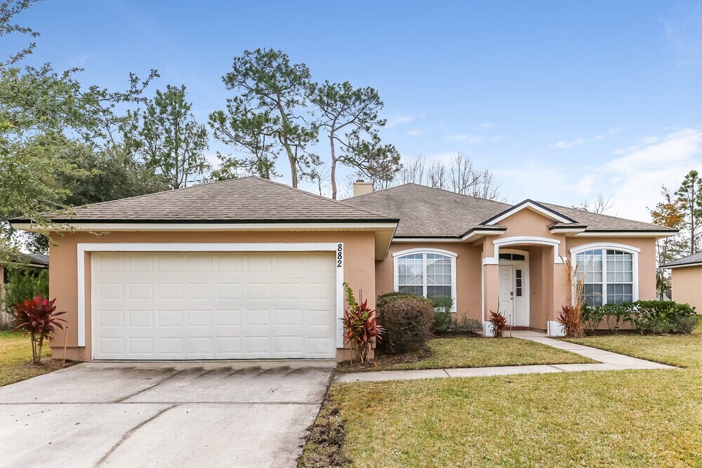 882 Lord Nelson Blvd in Jacksonville, FL - Building Photo