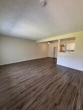 909 S Citron St in Anaheim, CA - Building Photo - Building Photo