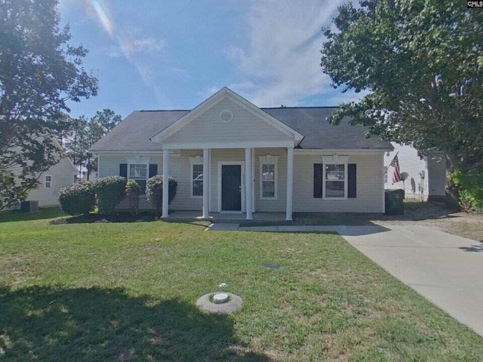 1335 May Oak Cir in Columbia, SC - Building Photo