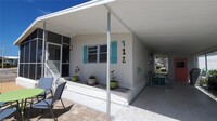 712 Carefree St in Venice, FL - Foto de edificio - Building Photo