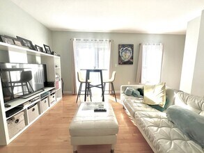 426 Medford St in Boston, MA - Building Photo - Building Photo