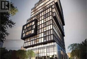 17 Dundonald St in Toronto, ON - Building Photo