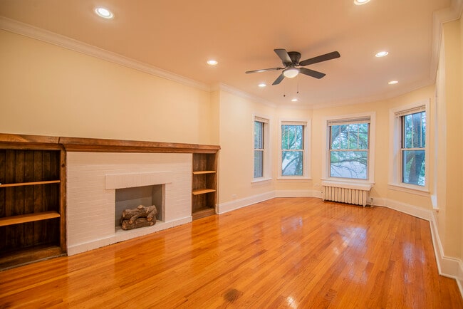 7648 N Greenview Ave in Chicago, IL - Building Photo - Building Photo