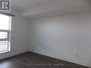 160 Flemington Rd in Toronto, ON - Building Photo - Building Photo