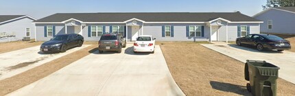 128 Ronald Pride Blvd, Unit B in Fort Valley, GA - Building Photo - Building Photo
