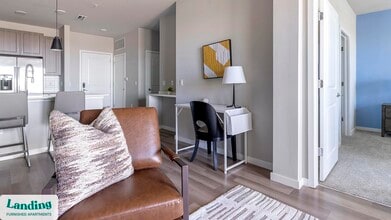 6850 Foxtail Palm Wy, Unit 4107 in Bradenton, FL - Building Photo - Building Photo