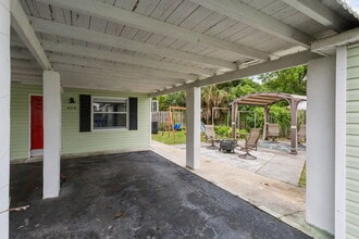 614 N 7th St in Lantana, FL - Building Photo - Building Photo