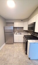 3113 Bernice Rd in Lansing, IL - Building Photo - Building Photo