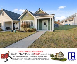 1023 NE Hts Ln in Bentonville, AR - Building Photo