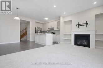 24 Narbonne Cres in Hamilton, ON - Building Photo - Building Photo