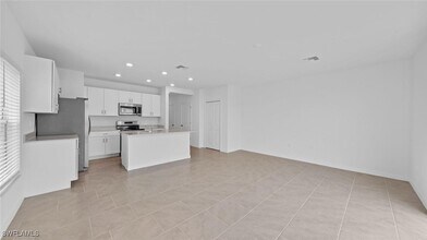 4223 Caterina Ct in North Fort Myers, FL - Building Photo - Building Photo