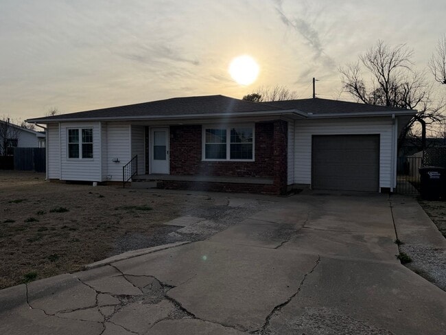 4004 Blaine Rd in Shawnee, OK - Building Photo - Building Photo