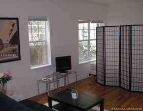 1244 Pennsylvania Ave-Unit -103 in Miami Beach, FL - Building Photo - Building Photo