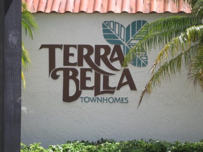 11744 Terra Bella Blvd in Plantation, FL - Building Photo - Building Photo