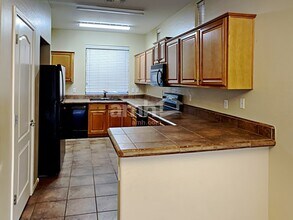 3860 E Flower St in Gilbert, AZ - Foto de edificio - Building Photo