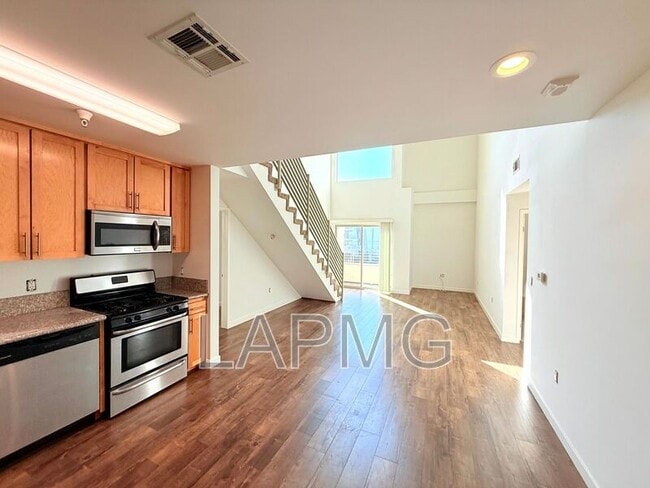 property at 6816 Independence Ave