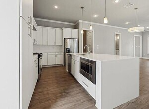 7175 Kodiak Dr in Baton Rouge, LA - Foto de edificio - Building Photo