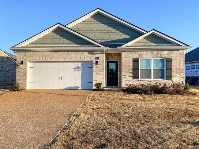 property at 165 Daisy Dr