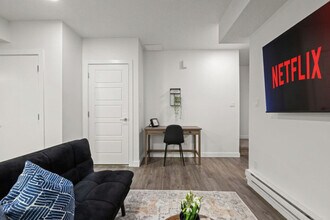 10755-10792 92 St NW, Unit SI ID1471309P in Edmonton, AB - Building Photo - Building Photo