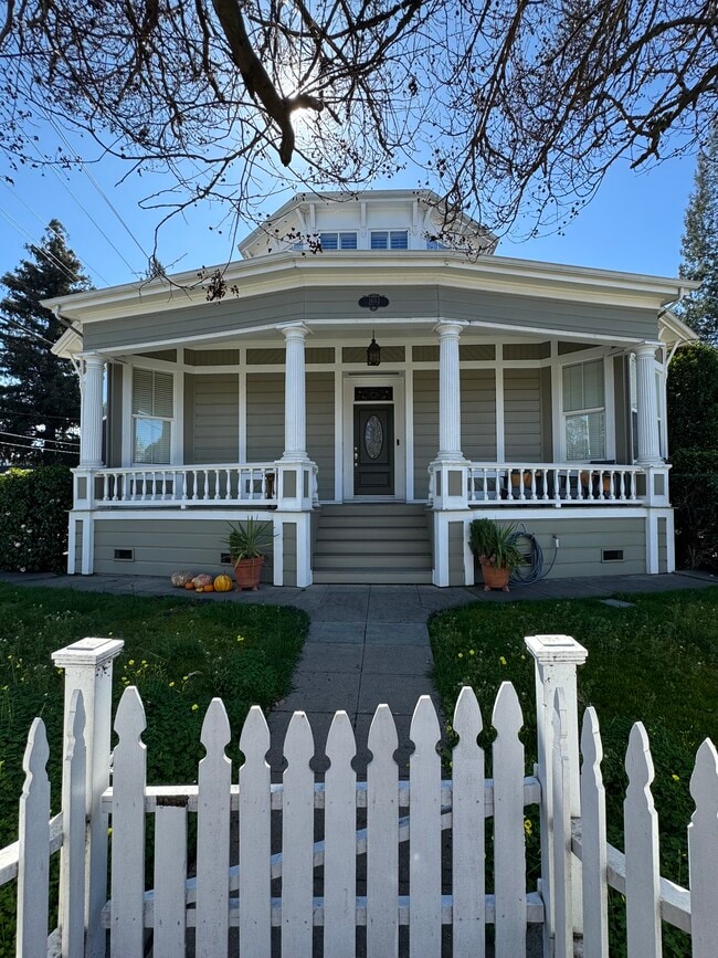 property at 1603 Main St