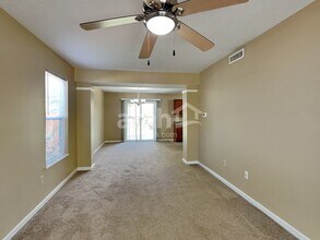 6658 W Longview Dr in McCordsville, IN - Building Photo - Building Photo