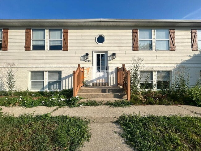 property at 5930 Fiesta Ave