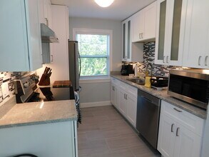 5005 5th Ave S, Unit 5005.5 5th Ave S in St. Petersburg, FL - Building Photo - Building Photo