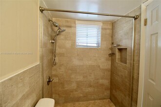 2290 NW N River Dr in Miami, FL - Building Photo - Building Photo