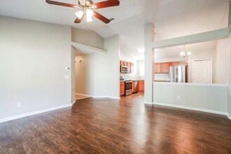 1821 Sheraton Lakes Cir in Middleburg, FL - Building Photo - Building Photo