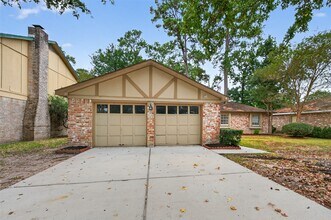 23919 Farm Hill Dr in Spring, TX - Building Photo - Building Photo