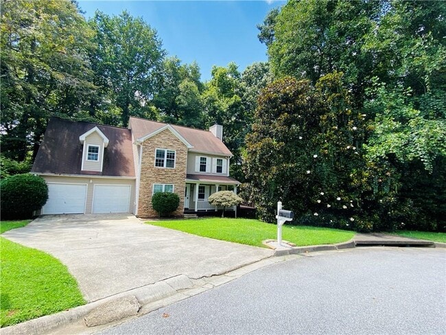 4090 Riversong Dr NW in Suwanee, GA - Building Photo - Building Photo