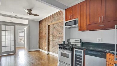 147 Avenue A in New York, NY - Building Photo - Building Photo