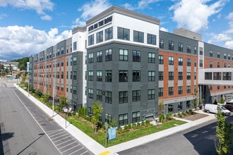 Aria on the Row in Worcester, MA - Building Photo - Building Photo