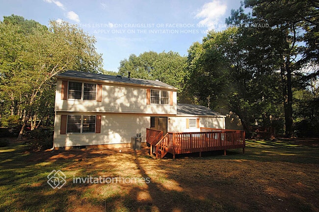 445 N Pond Trail, Unit 0708-303 in Roswell, GA - Building Photo - Building Photo