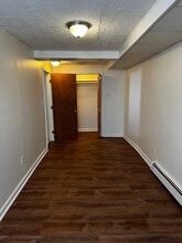 82 Chestnut St, Unit B in Chelsea, MA - Foto de edificio - Building Photo