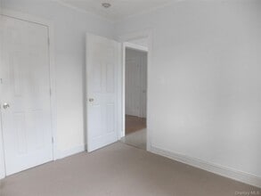 107 Kensington Rd in Bronxville, NY - Building Photo - Building Photo