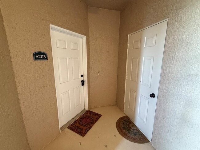 4817 Cypress Woods Dr in Orlando, FL - Building Photo - Building Photo