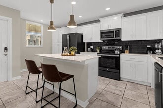 3120 Paradox Cir in Kissimmee, FL - Building Photo - Building Photo