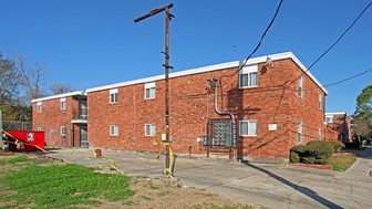 4450 Gawain Dr Apartments