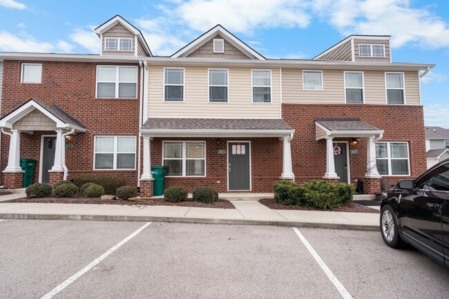 2025 Blossom Run in Spring Hill, TN - Building Photo - Building Photo