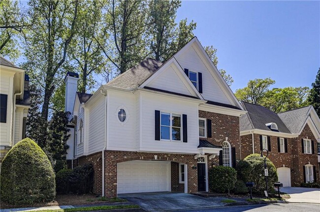 property at 1103 Fairway Gardens NE