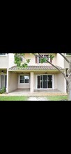 3240 Fairway Cir in Davie, FL - Building Photo - Building Photo