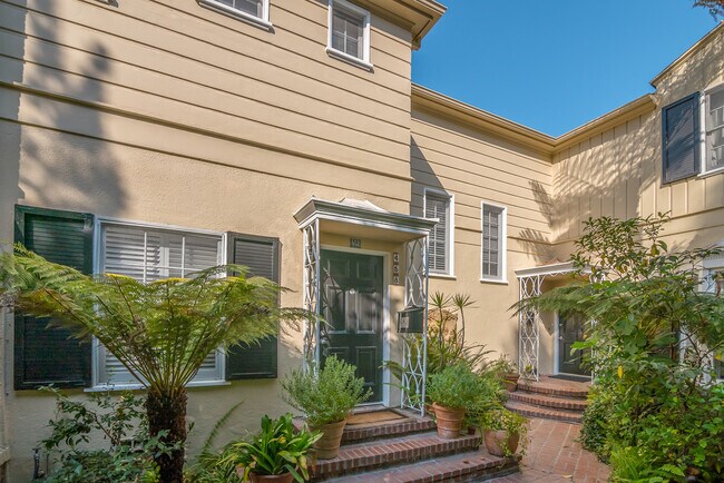 458 S Bedford Dr in Beverly Hills, CA - Building Photo - Building Photo