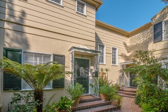 458 S Bedford Dr in Beverly Hills, CA - Building Photo - Building Photo