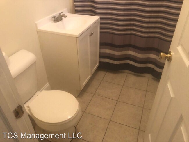 4018 W Girard Ave - 2