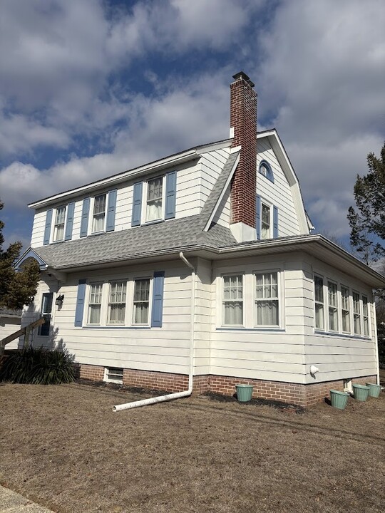 7 Wistar Ave in Marmora, NJ - Building Photo